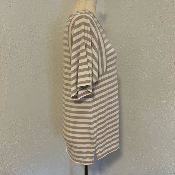 Chico’s Short Sleeve Scoop Neck T Shirt - Picture 3 of 6